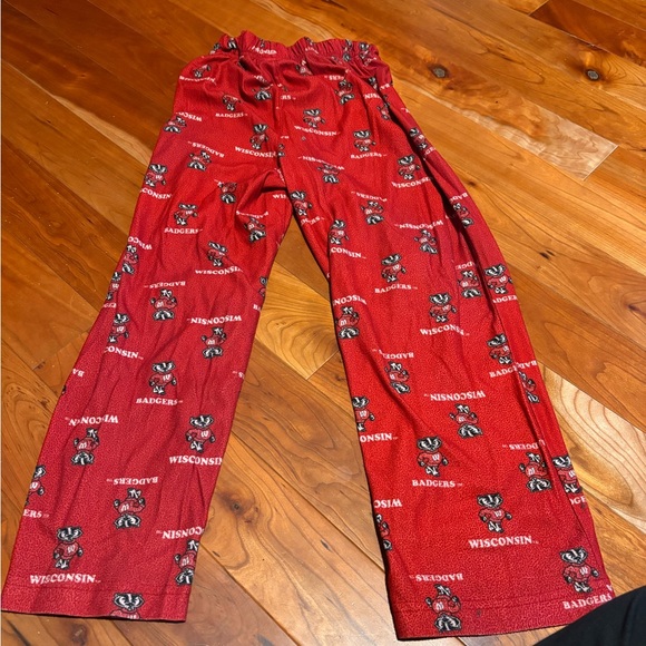 Boys Pajamas Size 8. Ninja Turtles, Blue Cat and Jack NWT, and WI Badger PJ pant - Picture 3 of 10